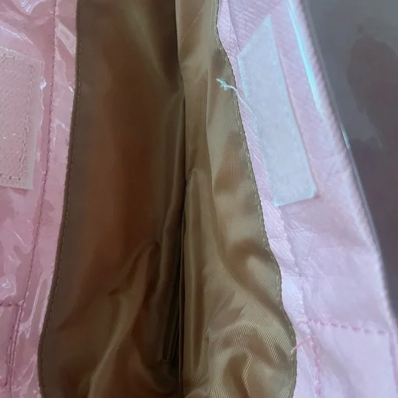 Glossy Pink Patent Tote Bag with Spacious Design - Picture 8 of 8